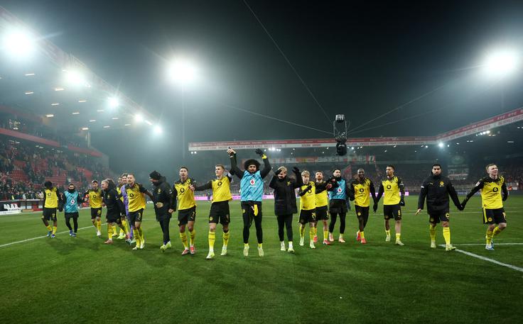 Borussia Dortmund se je po visoki zmagi v Berlinu približala vodilnemu Bayernu. | Foto: Reuters