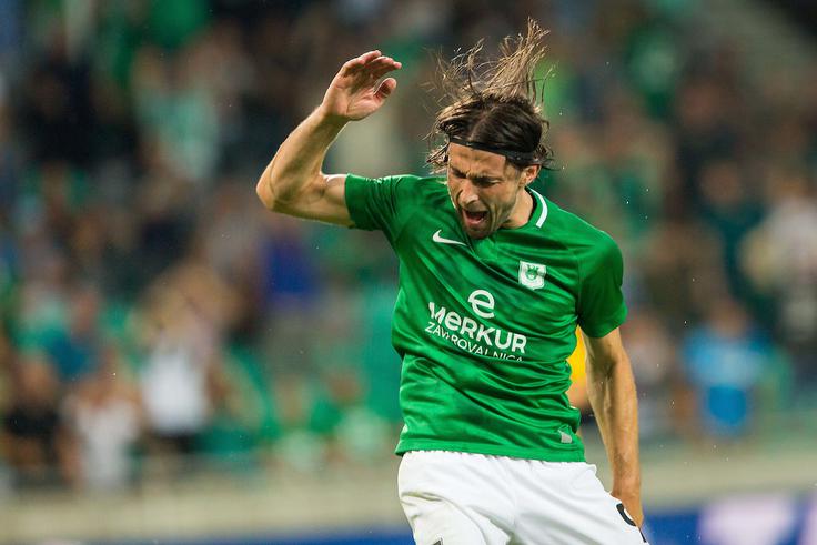 Najboljši strelec Ante Vukušić v intervjuju za Sportske novosti ni kazal naklonjenosti nižanju plač. | Foto: Žiga Zupan/Sportida