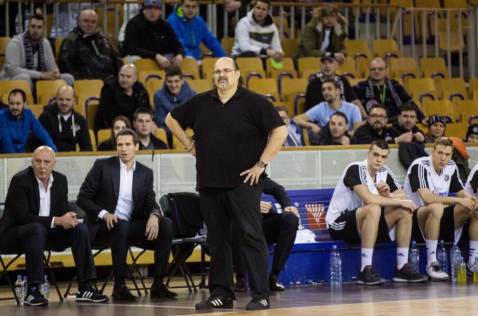 Trener Beograjčanov Aleksandar Džikić je po lanski sezoni ostal brez številnih košarkarjev. | Foto: Vid Ponikvar