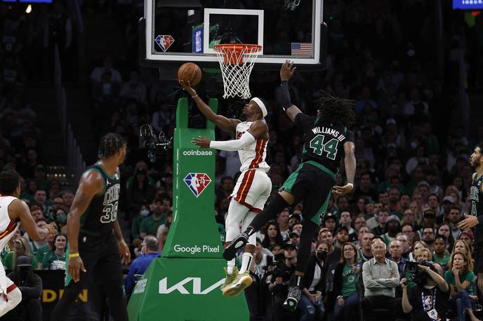 Boston Celtics Miami Heat Jimmy Butler | Jimmy Butler je ob zmagi prispeval 47 točk, kar je njegov rekord v končnici lige NBA, dodal je devet skokov in osem asistenc.  | Foto Reuters