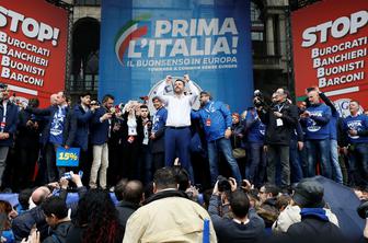 Salvinijeve ograje na meji so predstava za Italijane #analiza #foto #video