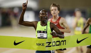 Lagatu sedmi naslov, McCororyjeva najhitreje letos, Claye 17,75 m
