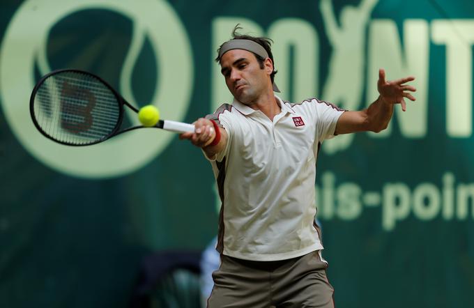 Roger Federer se bo v nedeljo za lovoriko v Halleju pomeril z Belgijcem Davidom Goffinom. | Foto: Reuters