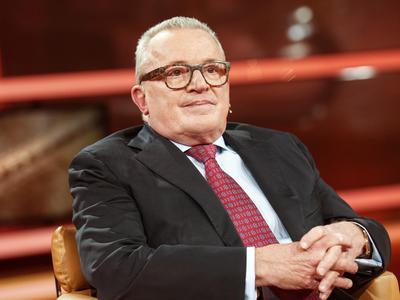 Se pripravlja ustanovitev nove stranke, ki bo vsem zamešala štrene?