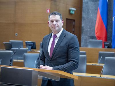 Svoboda z ustavno pritožbo nad sklep o izvolitvi predsednika DZ