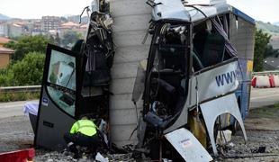 V nesreči avtobusa v Španiji več mrtvih
