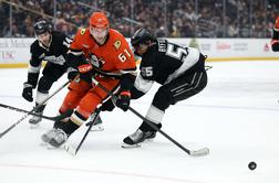 Kralji zapravili vodstvo in izgubili, hud poraz prvakov in vodilnih, konec je zmagovitega niza Tampe