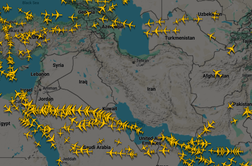 Napad Izraela na Iran: na nebu zazevala ogromna luknja #video