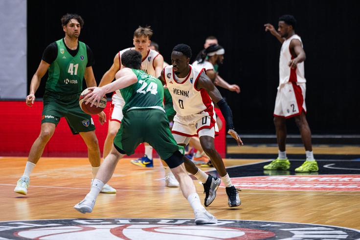 Krka je v ligi ABA nazadnje izgubila proti Dunaju, ki je igral brez Gregorja Glasa. | Foto: Vienna/liga ABA