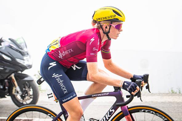 Demi Vollering zanesljiva zmagovalka Dirke po Španiji