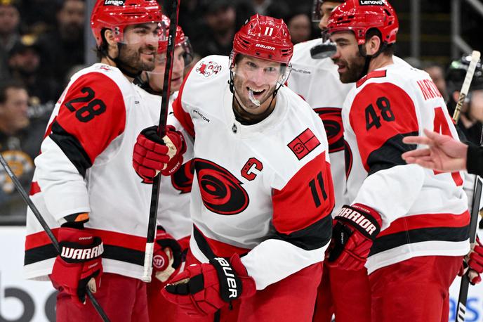 Carolina Hurricanes | Carolina Hurricanes gostujejo pri Minnesoti. | Foto Reuters