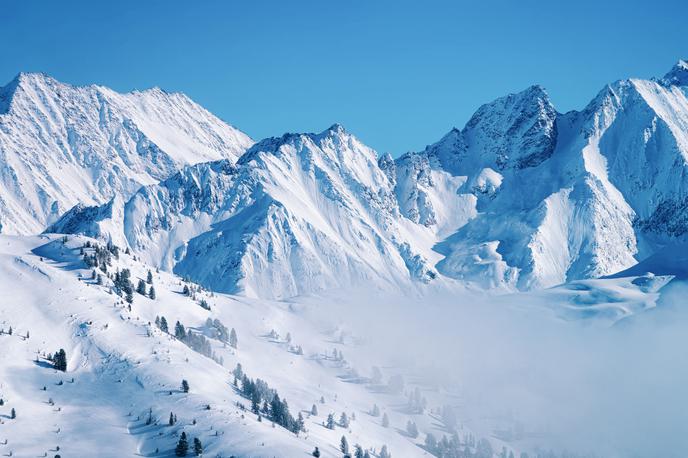 ledenik, Avstrija | V povprečju se je v zadnjem letu 93 opazovanih ledenikov umaknilo za 23,9 metra, kar je tretja najvišja vrednost v 133-letni zgodovini meritev ÖAV. | Foto Shutterstock
