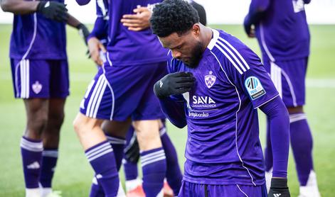 V živo: Tetteh poskrbel za eksplozijo v Ljudskem vrtu