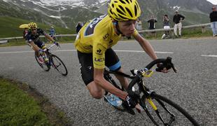 Chris Froome zaradi bolezni odpovedal nastop na dirki Tirreno-Adriatico 
