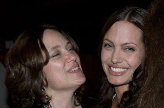 Angelina bo v filmu upodobila svojo mamo