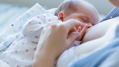 Mastitis: kako si pomagati?