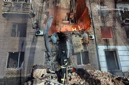 V ruskih napadih v Ukrajini več ranjenih