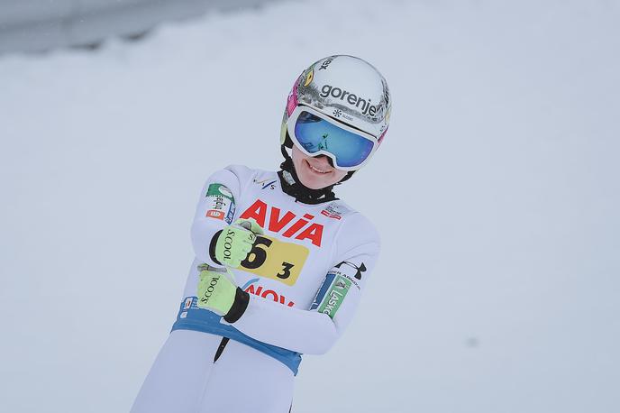 Ema Klinec | Ema Klinec je bila na tretjem mestu v kvalifikacijah najbolj razpoložena slovenska skakalka. | Foto Sportida