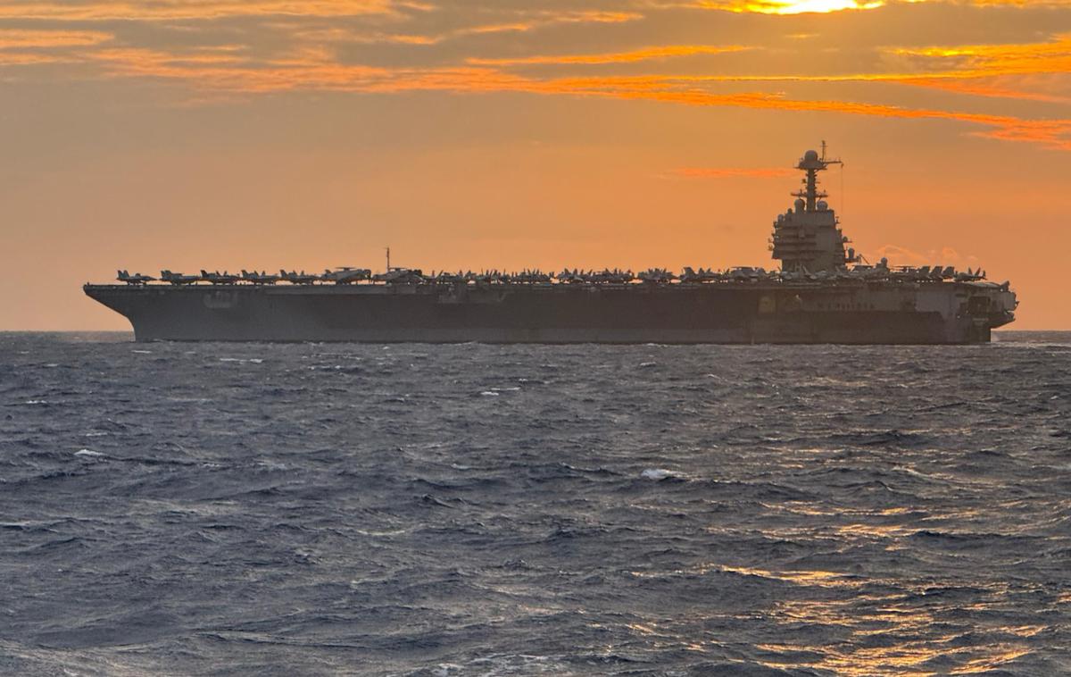 letalonosilka R. Gerald Ford | Letalonosilka šeste flote ameriške mornarice USS Gerald R. Ford pred obalo Splita | Foto Hrvaška vojska
