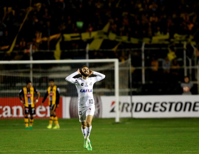 Lucas Lima bo zapustil Brazilijo in se z začetkom leta 2018 preselil v Barcelono. | Foto: Reuters