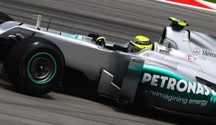 Rosberg prvi, deseterica v sekundi