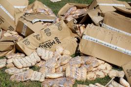 Sendviči s Thompsonovega koncerta raztreseni po Zagrebu #foto