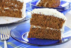 Praznična kuhinja: Slastna korenčkova torta