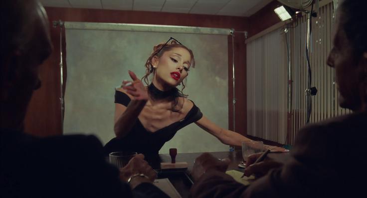 Ariana Grande v videospotu za svojo najnovejšo pesem Petal | Foto: Profimedia