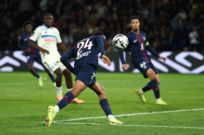 PSG Senny Mayulu | PSG je zaostajal z 1:3, v 79. minuti pa je Senny Mayulu zadel za izenačenje na 3:3. | Foto Reuters