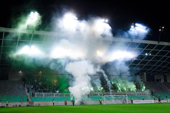 Pretresi v Olimpiji in Stožicah, Maribor ponižal Krko