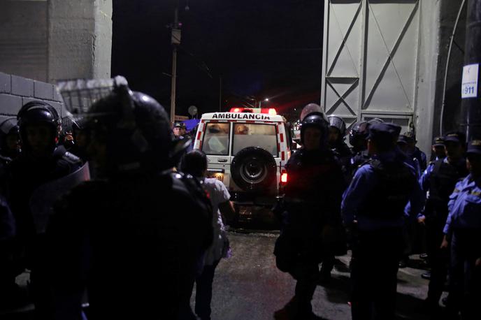 Honduras | Iz Honudrasa prihajajo žalostne vesti. Na tamkajšnjem derbiju najbolj uspešnih ekip v zgodovini so umrli trije ljudje. | Foto Reuters