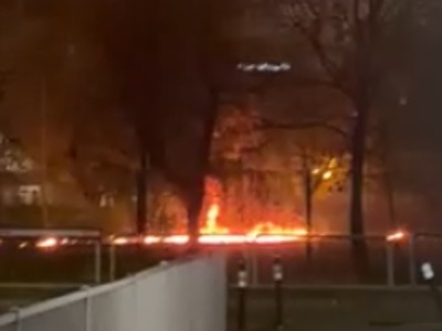 Po uporabi pirotehnike in bencina eksplozija v središču mesta