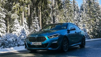 Kakšna kulisa: novi BMW na zasneženi Pokljuki #foto