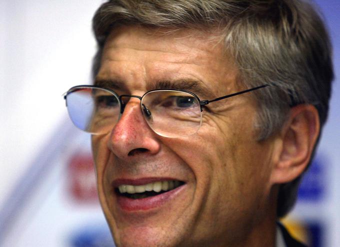 Arsenu Wengerju je z Arsenalom leta 2004 uspelo nemogoče. Prvak je postal brez poraza. | Foto: Reuters