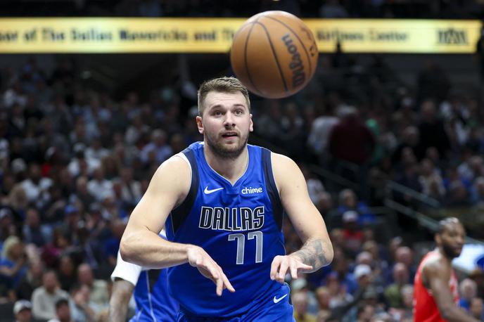 Luka Dončić | Luka Dončić je preskočil Chicago Bulls. | Foto Reuters