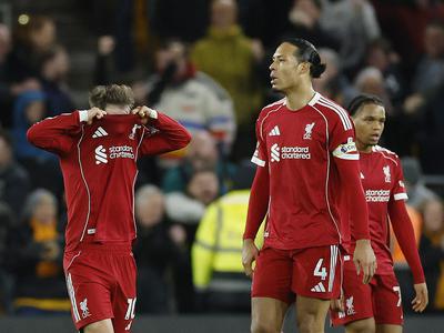 Daleč najslabši premagali Liverpool, boleč poraz tudi za Bijola