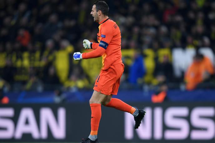 Samir Handanović | Samirju Handanoviću gre z Interjem v italijanskem prvenstvu v tej sezoni sijajno. | Foto Getty Images