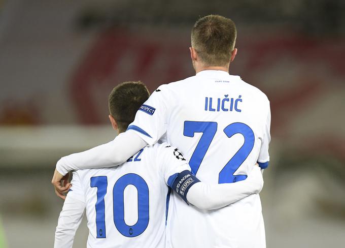 Josip Iličić in Alejandro Gomez sta se znašla v središču pozornosti navijačev Atalante. | Foto: Reuters