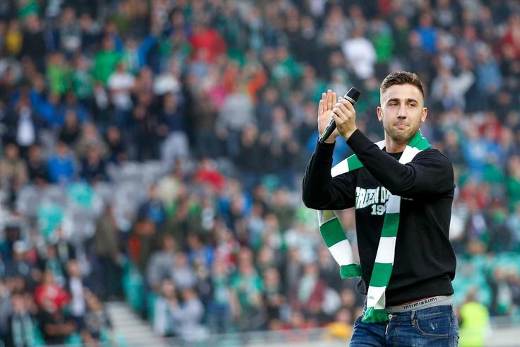 Andraž Šporar se bo v 3. krogu kvalifikacij za evropsko ligo pomeril z dunajskim Rapidom. Če bo uspešen, bi se lahko v play-offu srečal tudi z Mariborom, največjim tekmecem ''njegove'' Olimpije. | Foto: Matic Klanšek Velej/Sportida