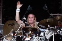 Nicko McBrain