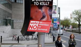 Irci na referendumu podprli odpravo prepovedi splava