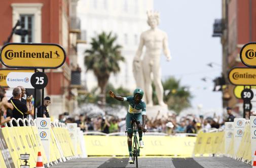 Kolesar, ki je sprožil evforijo, se seli v novo okolje