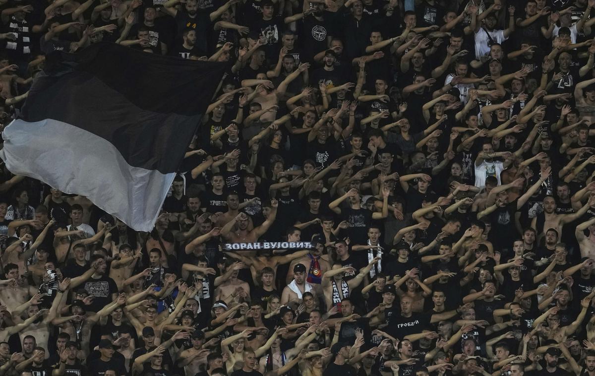 Navijači NK Partizan | Navijači Partizana so svojemu klubu povzročili stroške.  | Foto Guliverimage