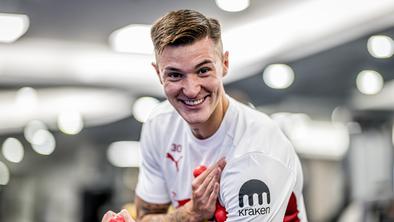 Konec je, Benjamin Šeško že v znanem dresu