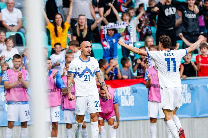 Vanja Drkušić, Slovenija : Ciper | Vanja Drkušić je s svojim prvencem v reprezentančnem dresu Slovenijo popeljal do izenačenja. | Foto Aleš Fevžer