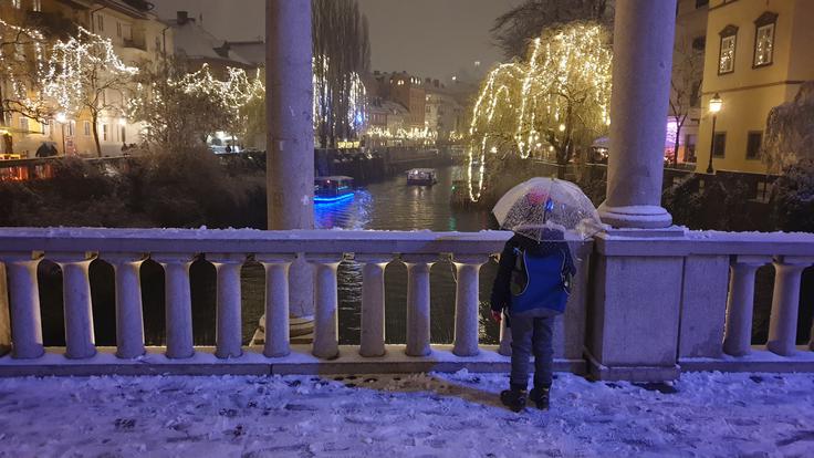 Mnogi nestrpno čakajo vremensko napoved za najbolj čaroben dan v letu. | Foto: Metka Prezelj