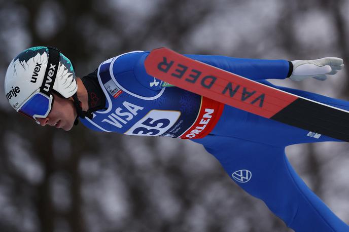 Timi Zajc | Timi Zajc je bil po diskvalifikaciji v Oberstdorfu diskvalificiran tudi v Garmisch-Partenkirchnu, kar pomeni, da je prejel rdeči karton. | Foto Reuters