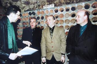 Umrl je Tom Bartelj, pevec in basist skupine Rudolfovo