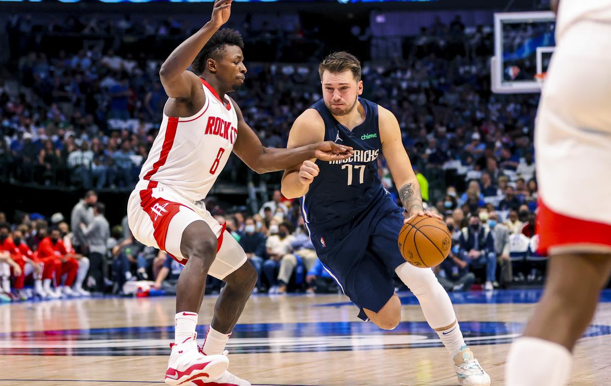 Luka Dončić | Luka Dončić je bil prvi mož Dallasa ob zmagi nad Houston Rockets. | Foto Guliverimage