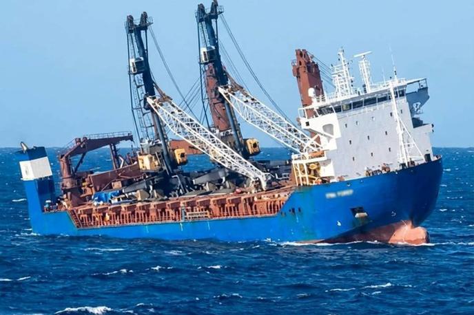 ruska ladja | Foto Oliver Alexander/X